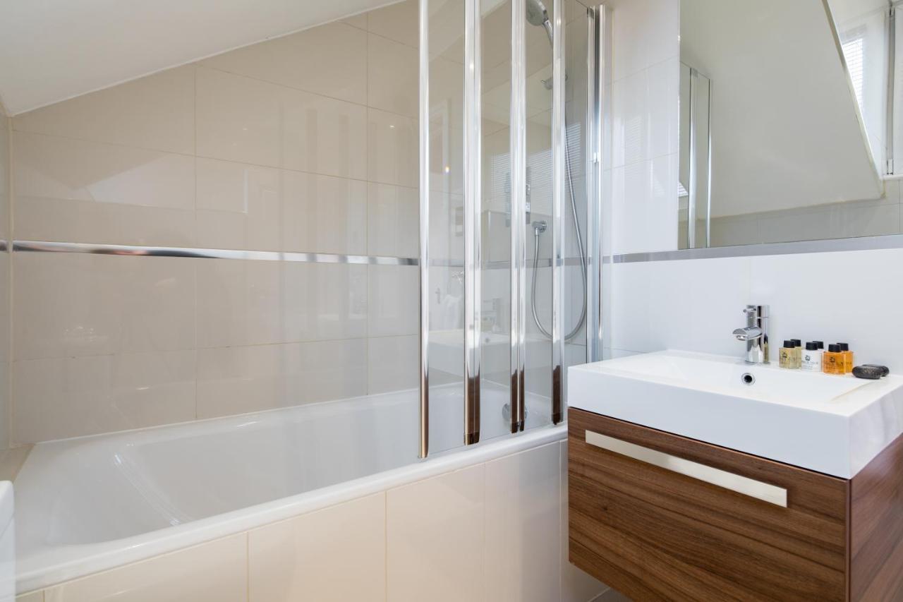 The Cromwell Road Escape - Modern & 1bdr Flat With Rooftop Terrace Apartamento Londres
