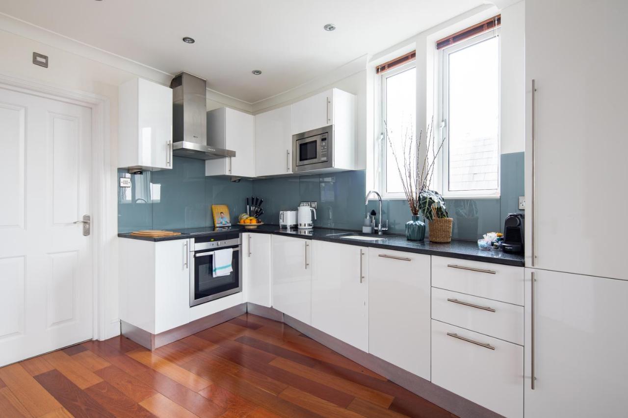 Apartamento The Cromwell Road Escape - Modern & 1bdr Flat With Rooftop Terrace *