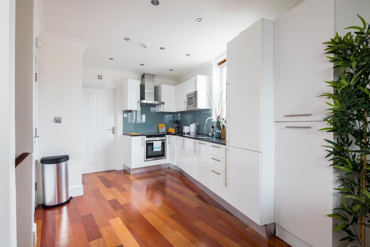 The Cromwell Road Escape - Modern & 1bdr Flat With Rooftop Terrace Apartamento